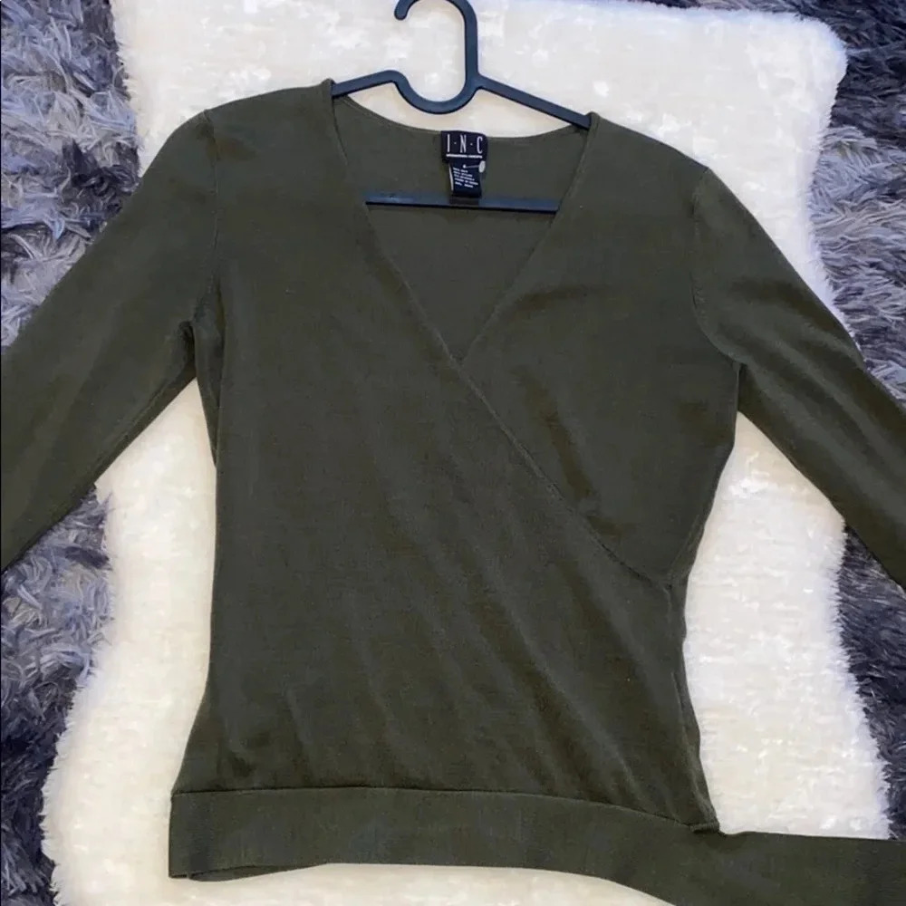 Macy’s I.N.C Olive Green V-neck sweater S
